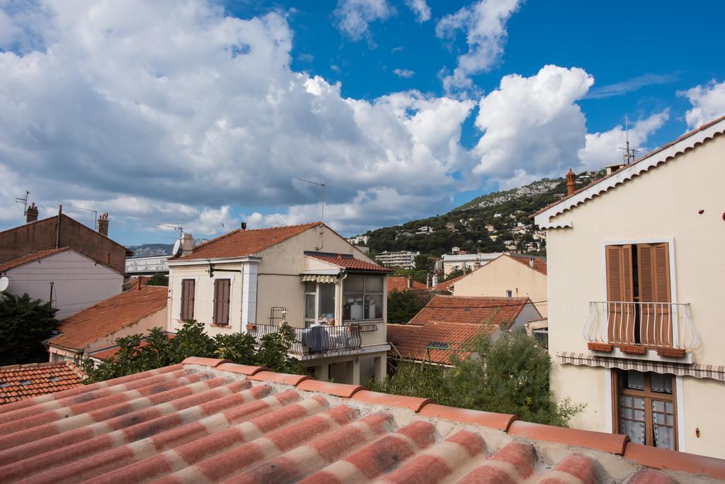 Au Pied Du Mont Faron Hotel Toulon Eksteriør billede