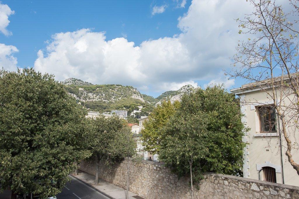 Au Pied Du Mont Faron Hotel Toulon Eksteriør billede